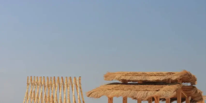 شاطى جزيرة امواج